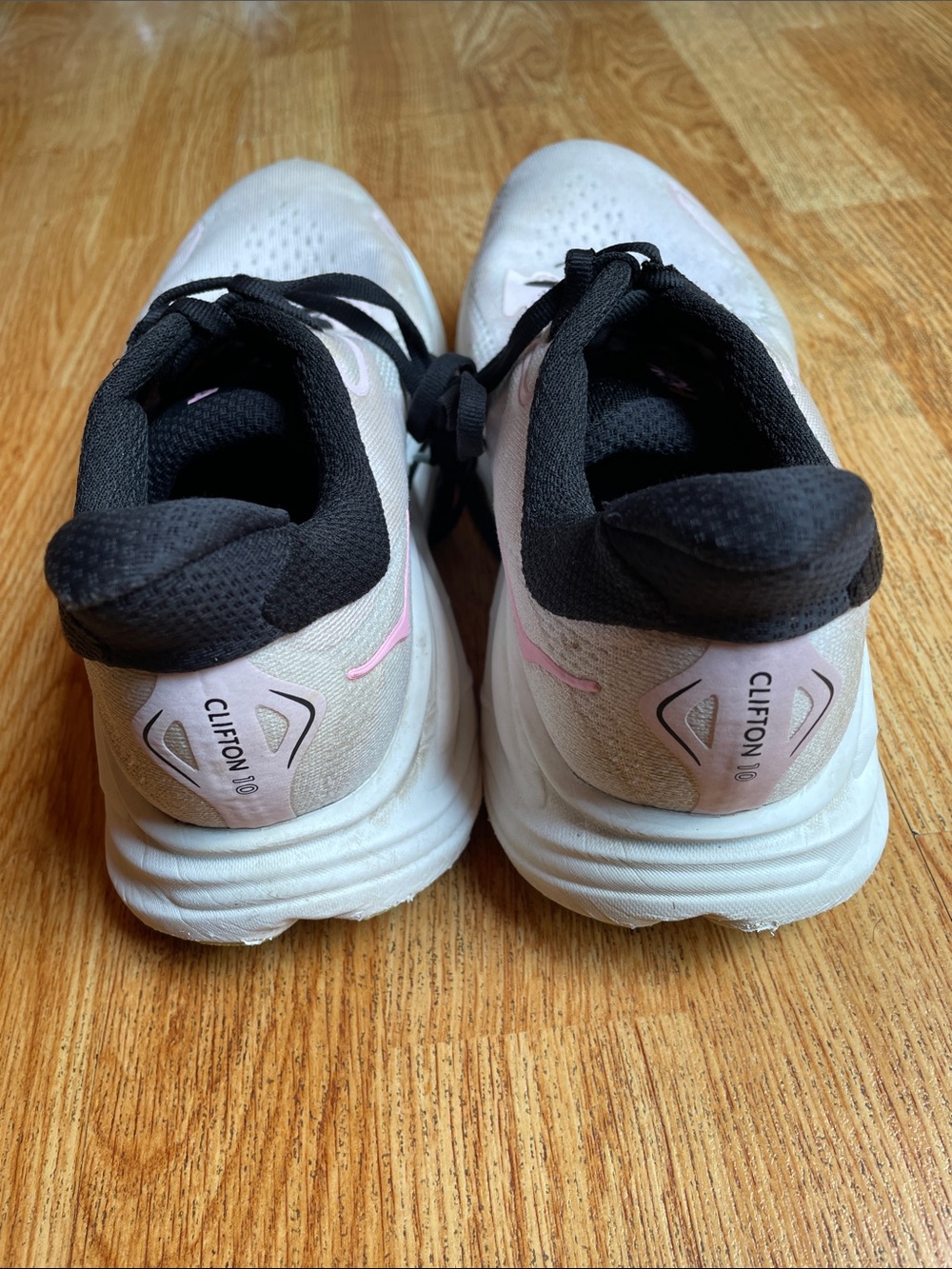 Hoka Clifton 10 - Picture 2 of 10
